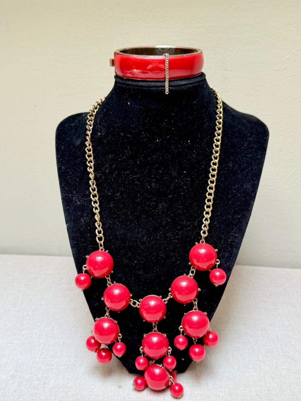 Cherry Red Beaded Bubble Bib Necklace With Matching Vintage Bangle Bracelet